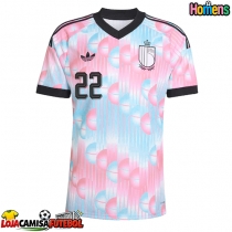 Camisa de Futebol Bélgica Alexis Saelemaekers #22 Equipamento Secundário Mundo 2026 Manga Curta